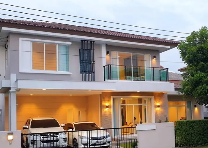 Luxury 4br With Pool & Private * バンコク都